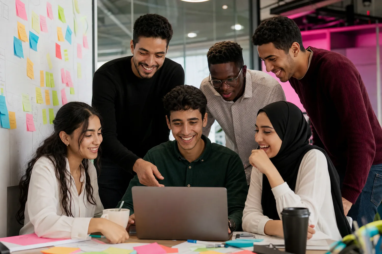 Étudiants entrepreneurs dans l’incubateur SupFactory de SUP2I